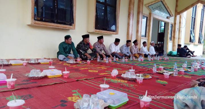 Masyarakat Desa Majelis Hidayah Antusias Rambut Tim Safari Pemkab Tanjabtim