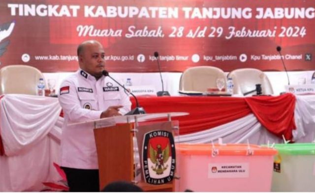 Robby Nahliansyah Hadiri Pembukaan Rapat Pleno KPU Tanjab Timur