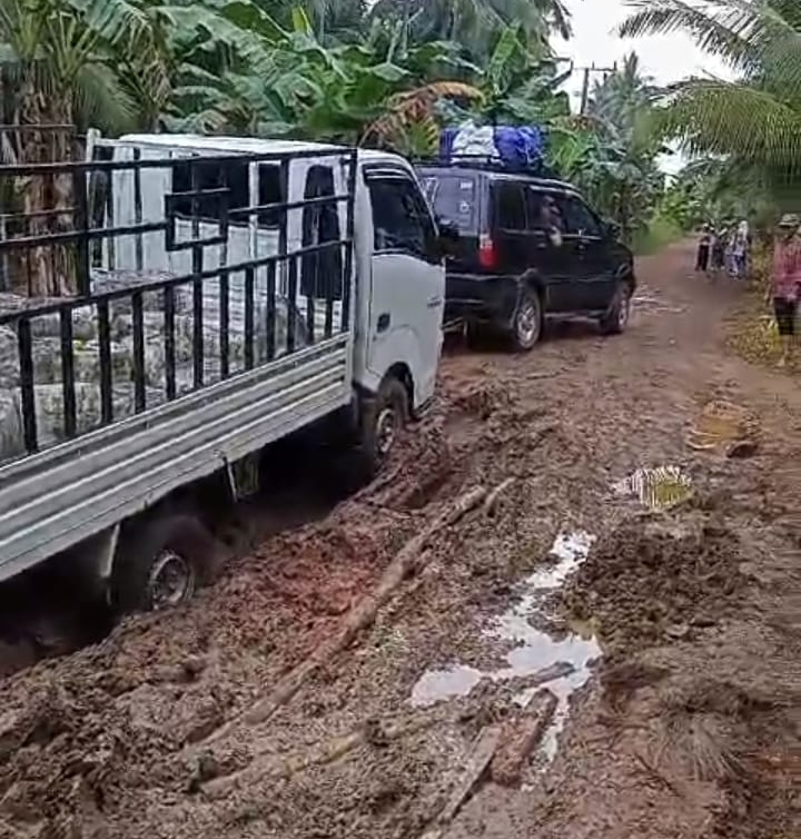 Romi Dak Punya Hati, Cuma Sibuk Safari Politik, Warga Mendahara: Infrastruktur Semakin Hancur