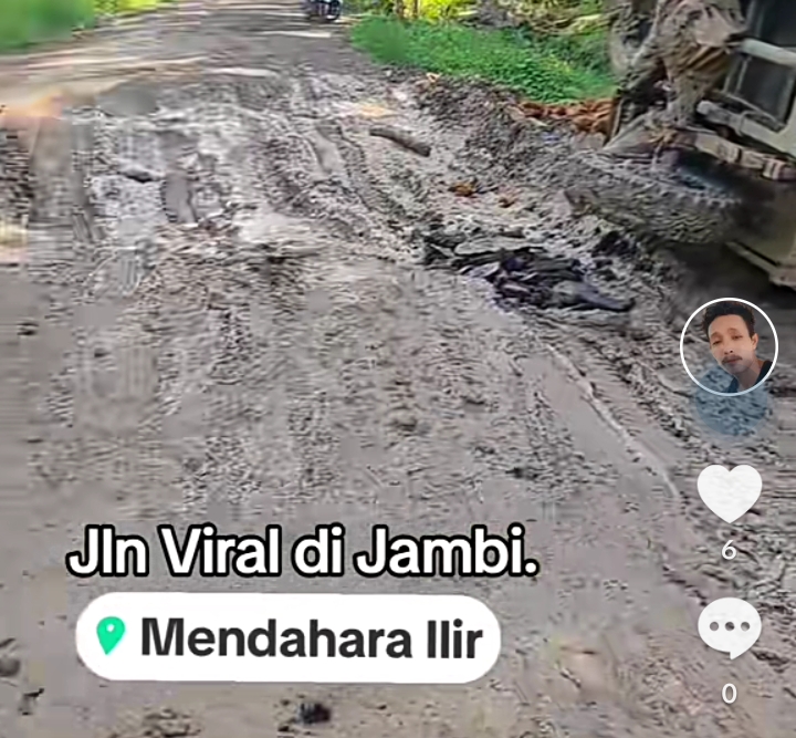 Jalan Rusak Parah, Warga Tanjab Timur Sindir Romi Hariyanto Lewat Pantun